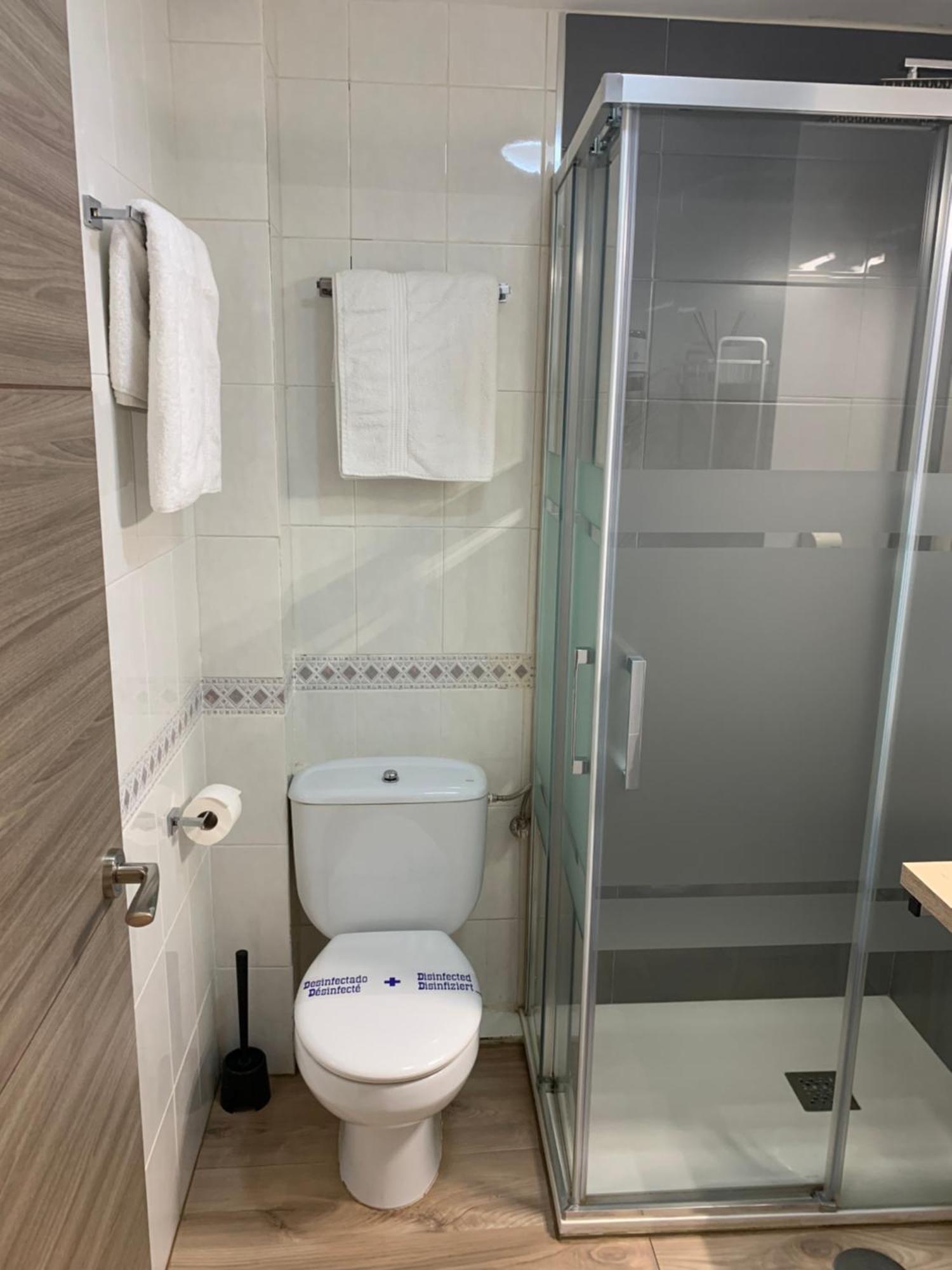 Hostal El Rocio Paracuellos de Jarama Ngoại thất bức ảnh