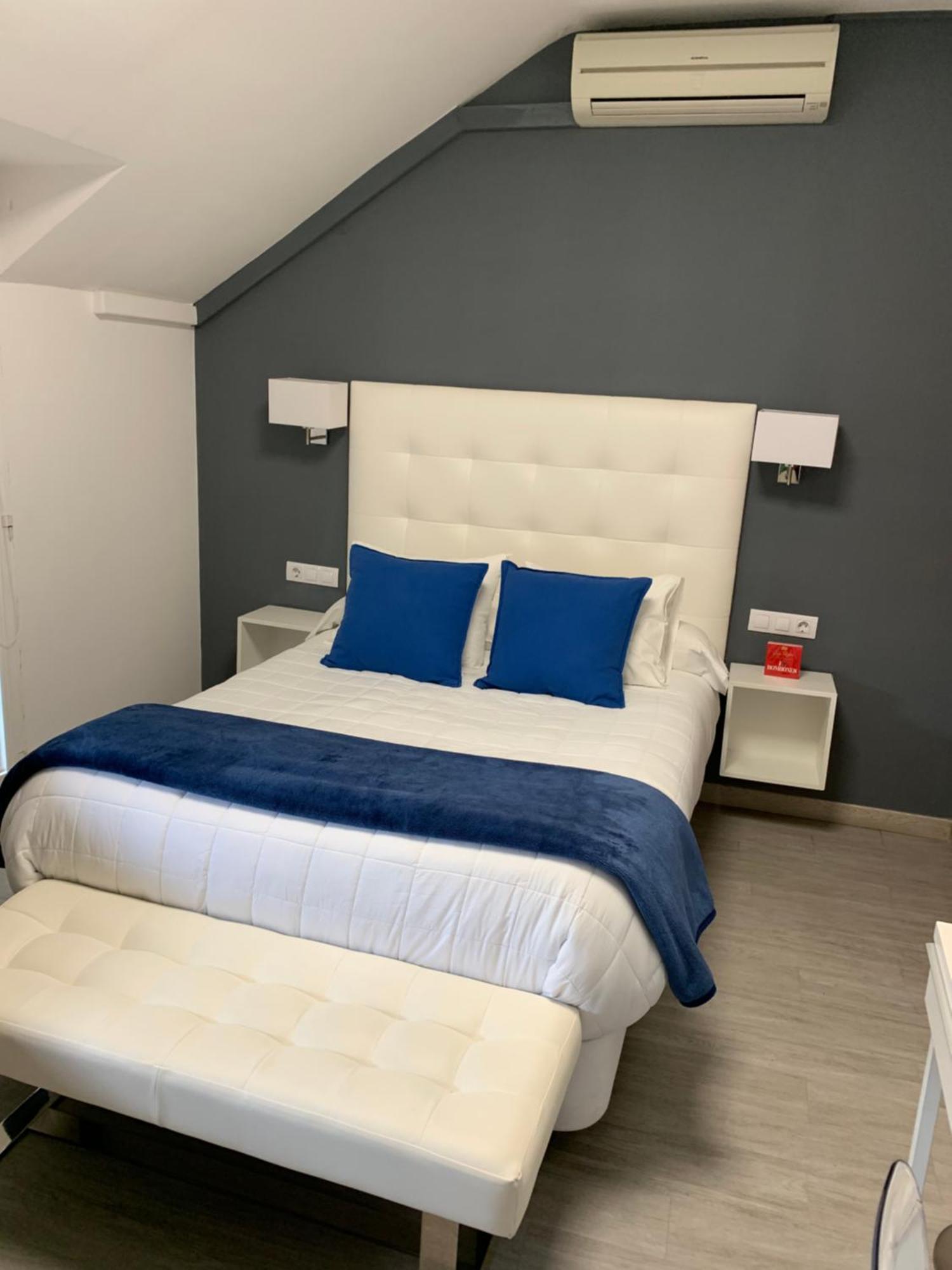 Hostal El Rocio Paracuellos de Jarama Ngoại thất bức ảnh