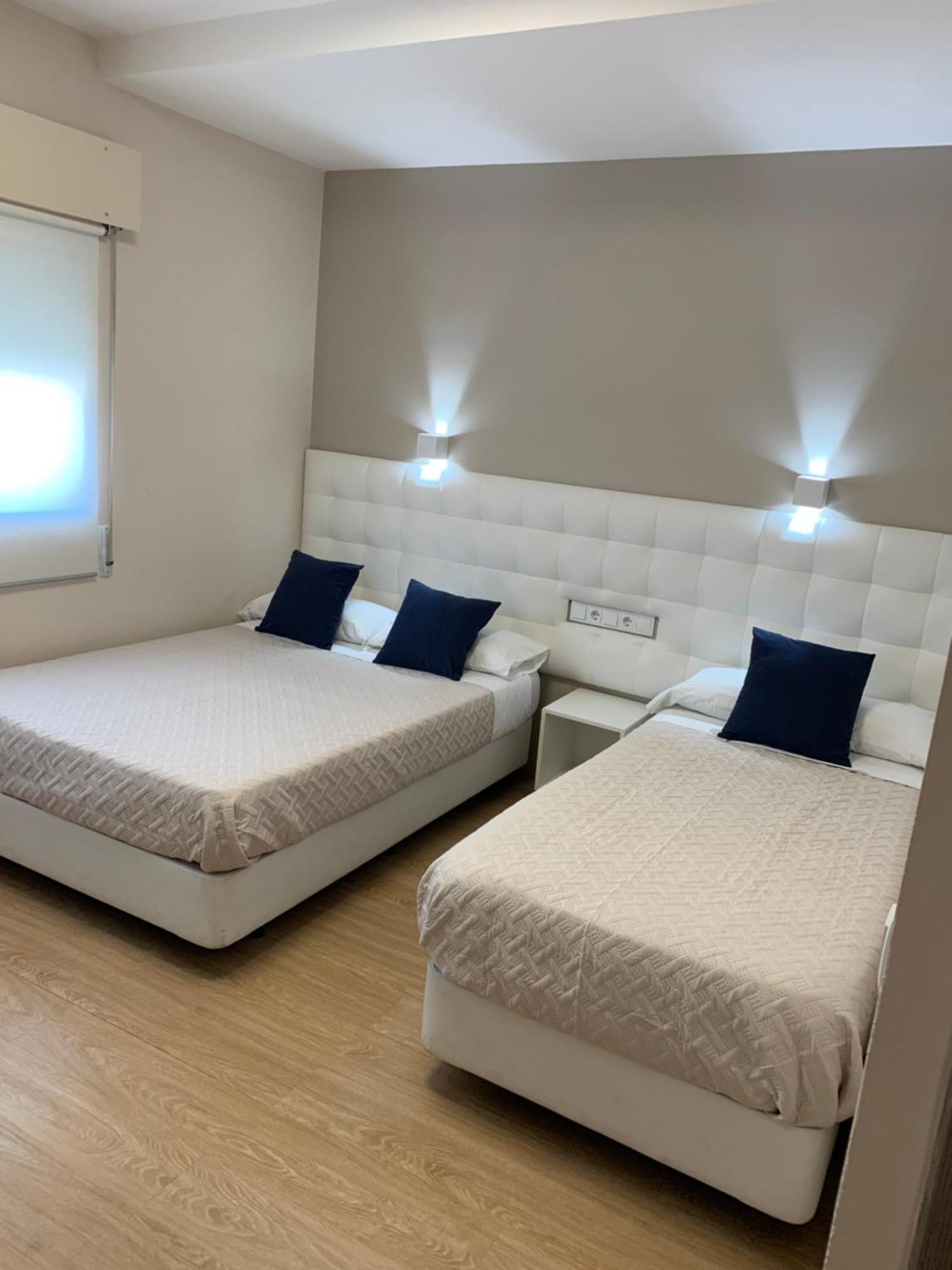 Hostal El Rocio Paracuellos de Jarama Ngoại thất bức ảnh